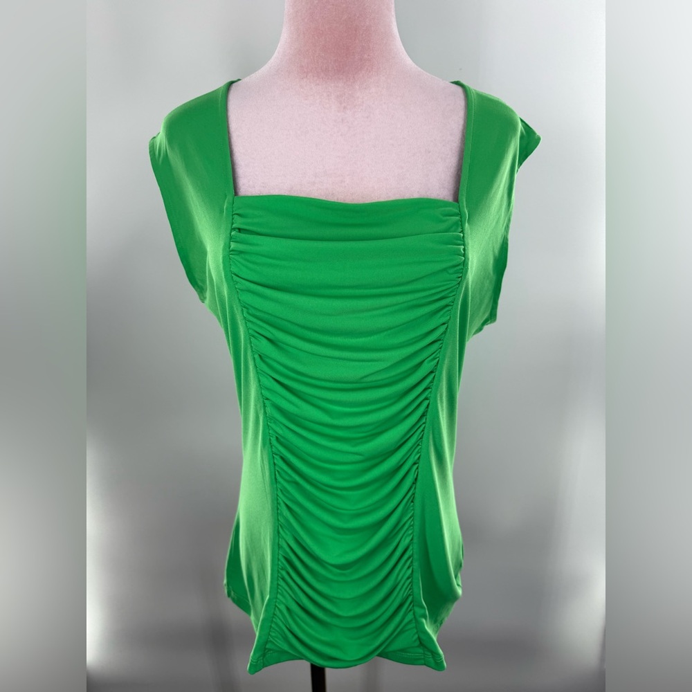 EUC Style & Co Green Ruched Top - Picture 2 of 7
